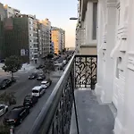Getaway Aparthotel 4*