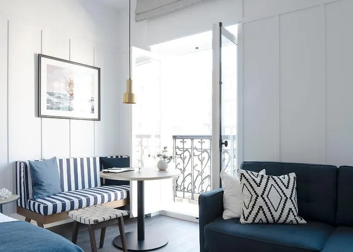 Getaway Aparthotel 4*